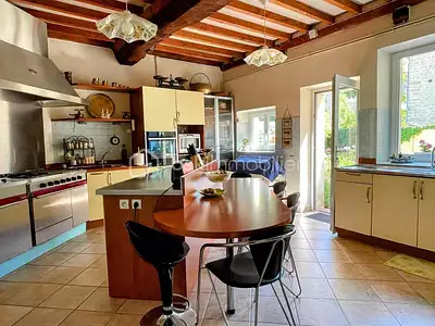 Maison, 299 m²
