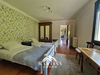 Maison, 261 m²
