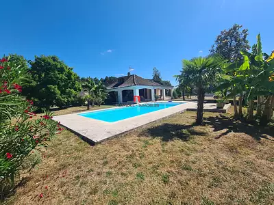 Maison, 161 m²