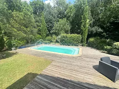 Maison, 185 m²