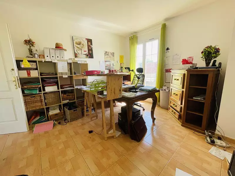 Maison, 232 m²