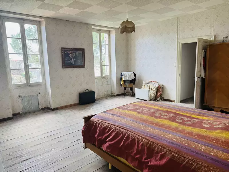 Maison, 230 m²