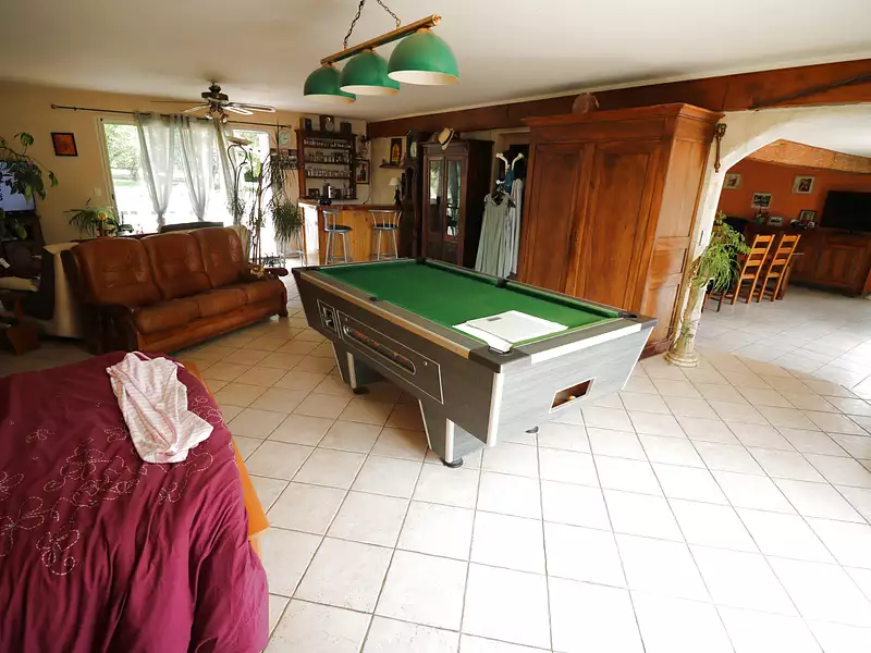 Divers, 210 m²