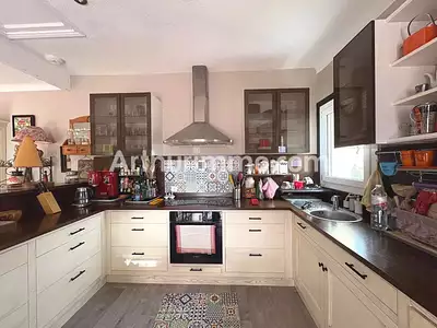 Maison, 210 m²