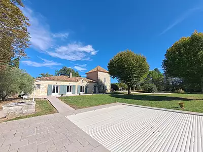 Maison, 250 m²