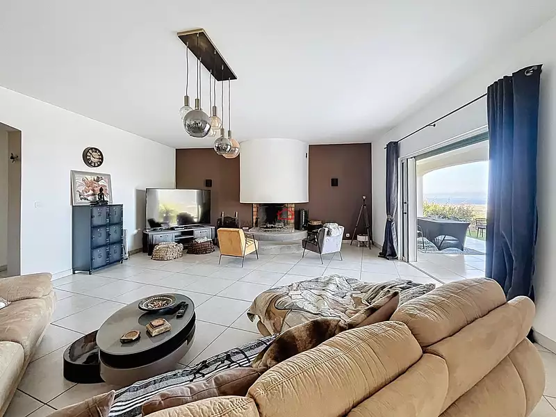 Maison, 341 m²