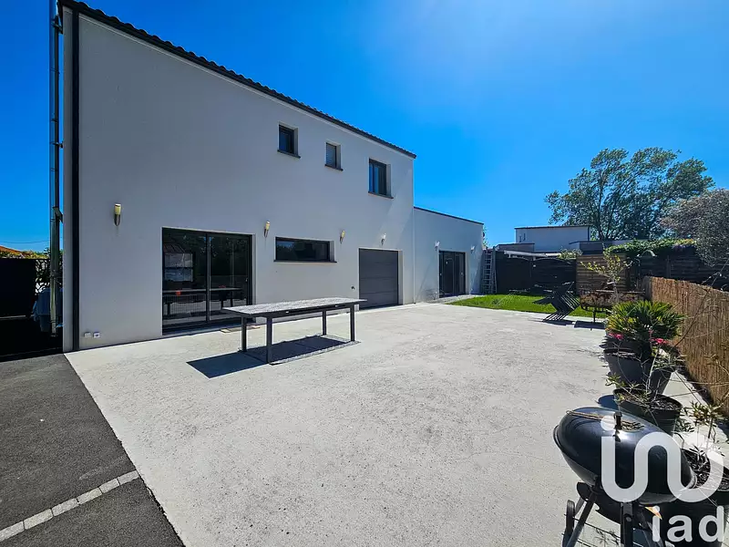 Maison, 161 m²