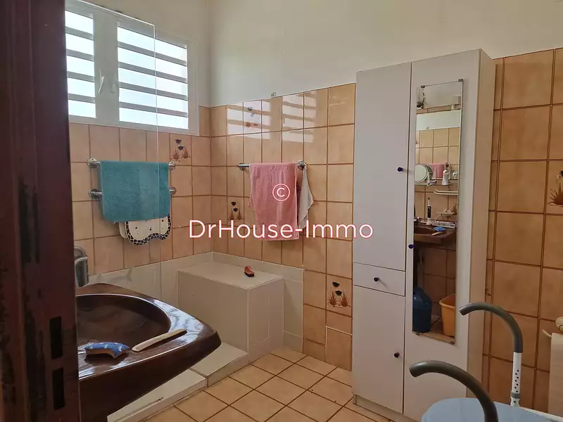 Maison, 230 m²