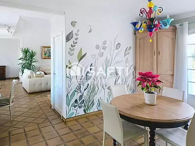 Maison, 163 m²