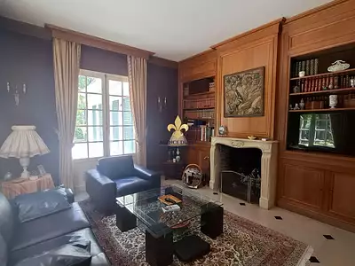 Maison, 280 m²