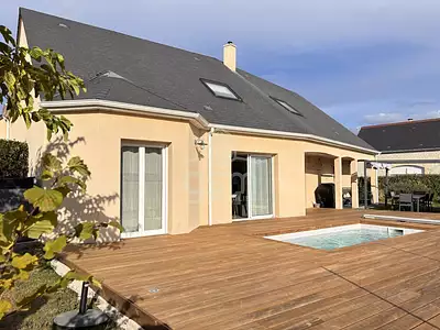 Maison, 196 m²