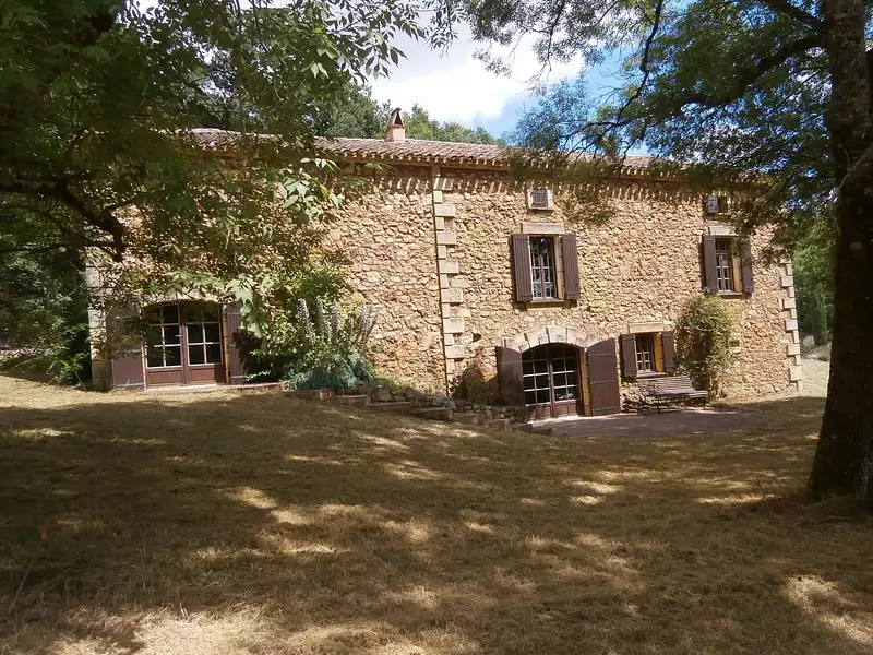 Maison, 221 m²
