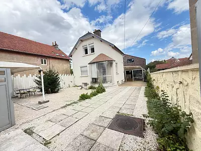 Maison, 122 m²