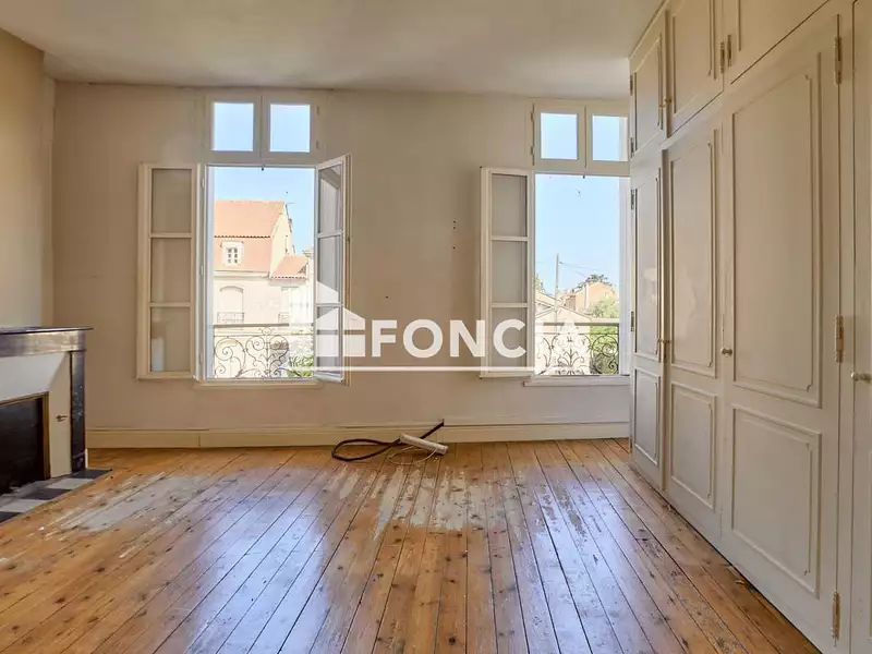 Maison, 265 m²