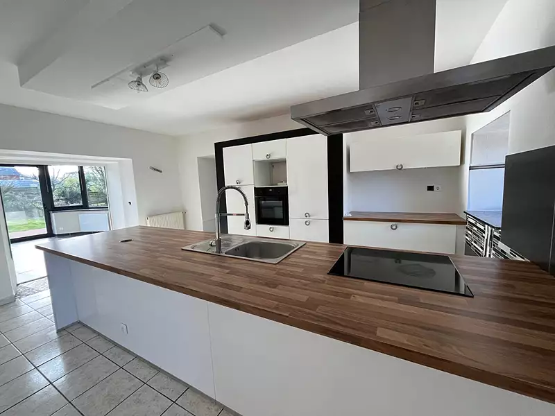Maison, 207 m²
