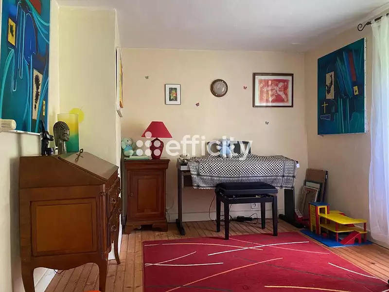 Maison, 217 m²