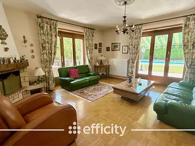 Maison, 216 m²