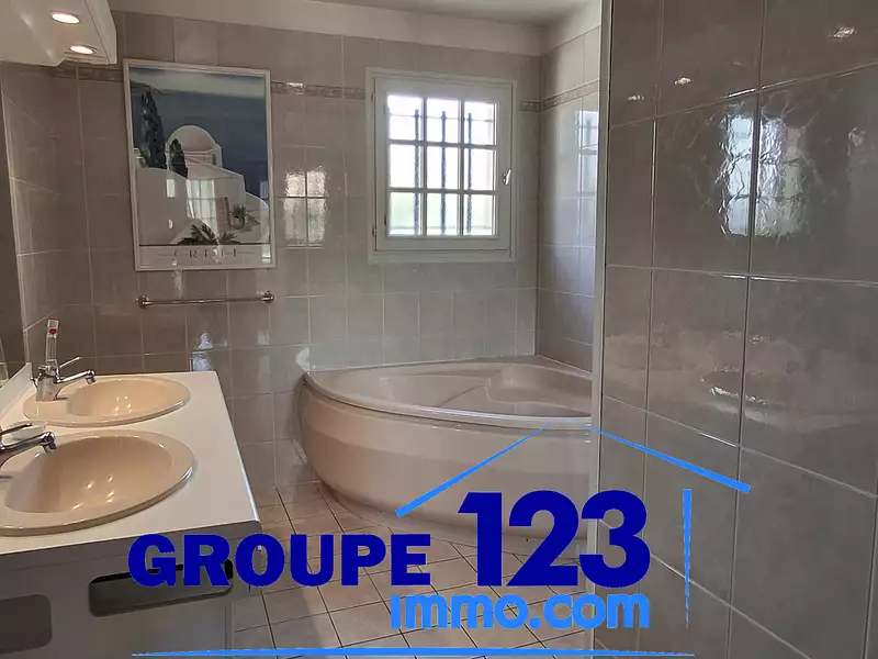 Maison, 172 m²