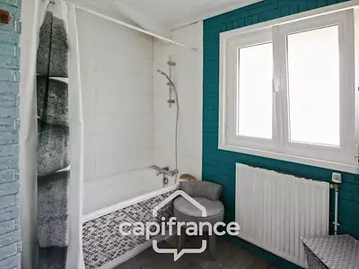 Maison, 211 m²