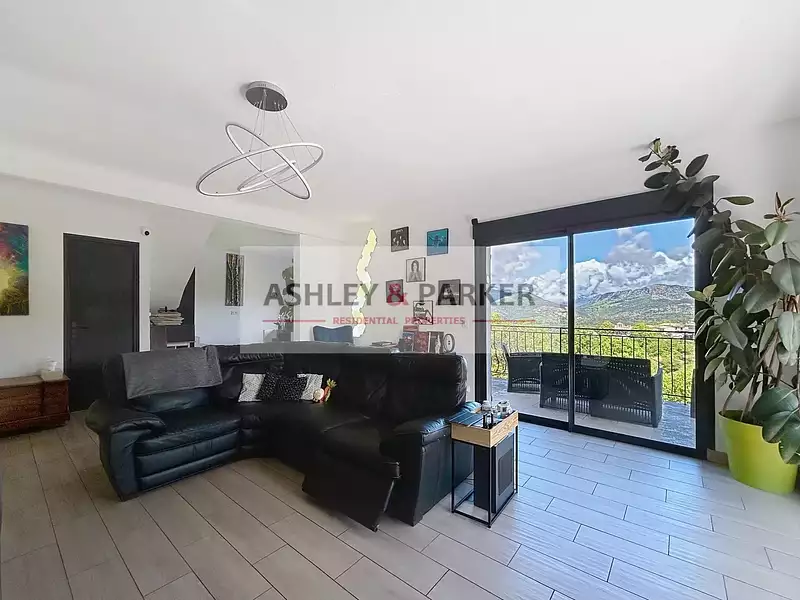 Maison, 135 m²