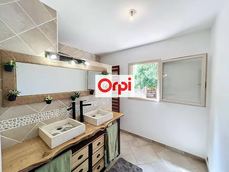 Maison, 173 m²