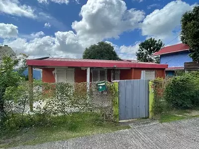 Terrain, 771 m²