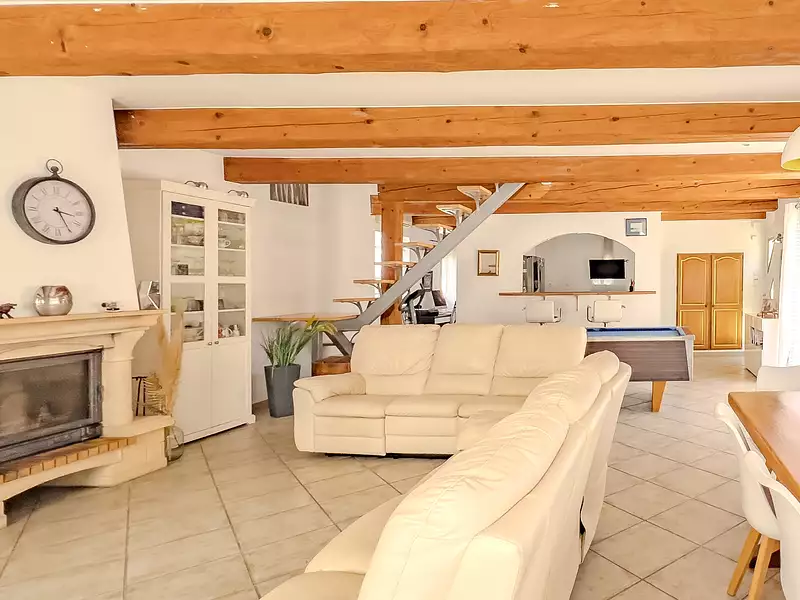 Maison, 158 m²