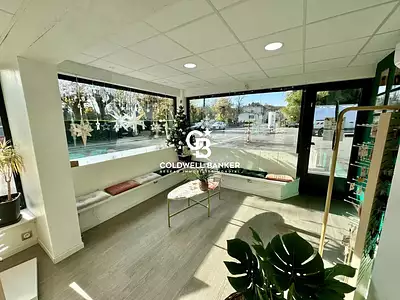 Immeuble, 335 m²