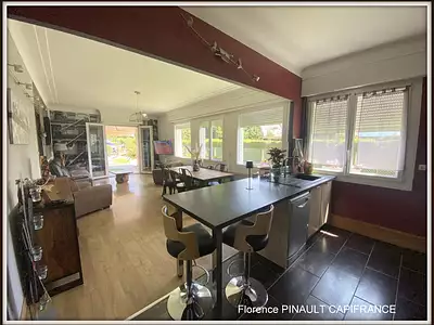 Maison, 233 m²