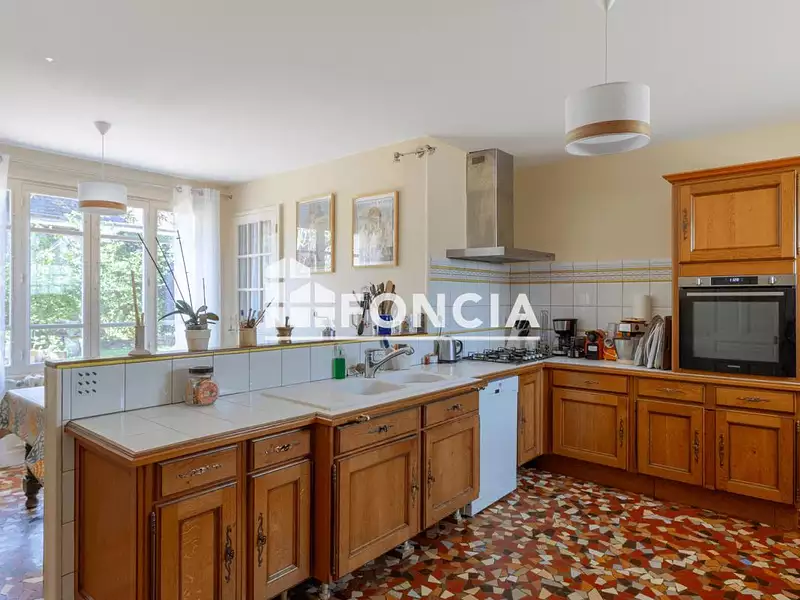 Maison, 200 m²