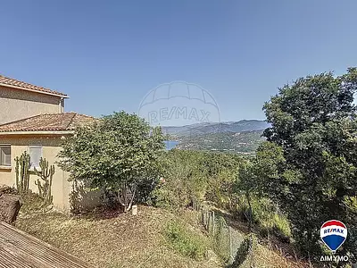Maison, 179 m²