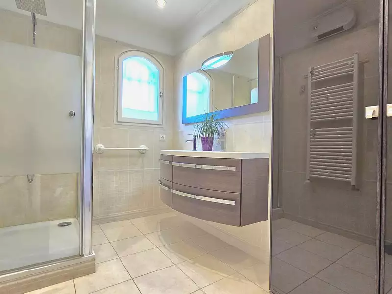 Maison, 136 m²