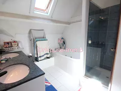 Maison, 263 m²
