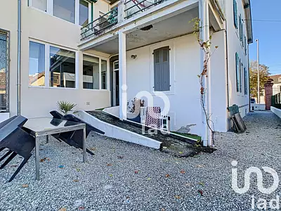 Maison, 185 m²