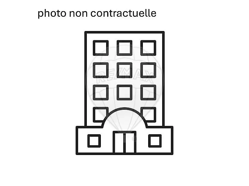 Immeuble, 220 m²