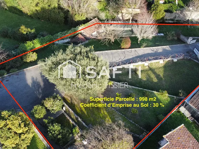 Terrain, 1 019 m²
