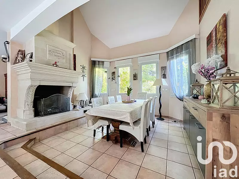 Maison, 227 m²
