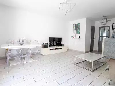 Maison, 84 m²