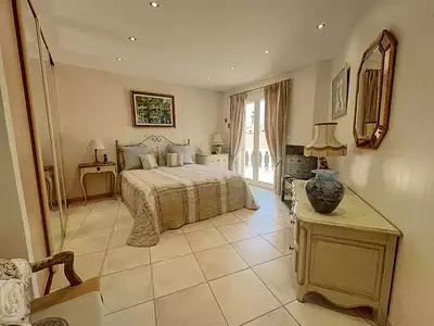 Maison, 244 m²