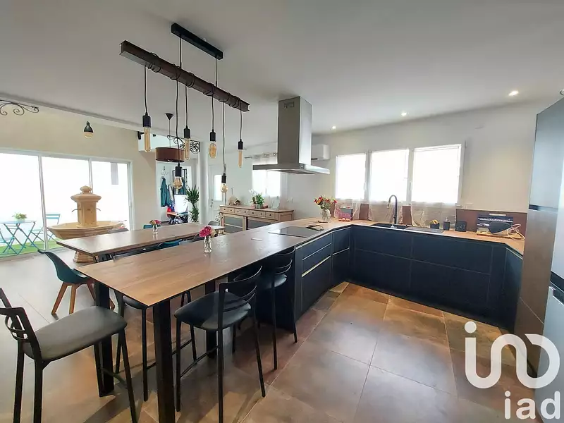 Maison, 207 m²