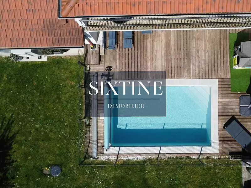 Maison, 315 m²