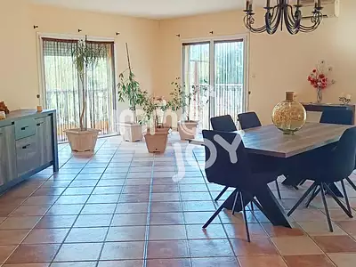 Maison, 183 m²
