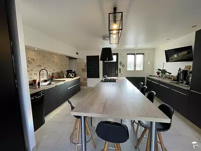 Maison, 167 m²