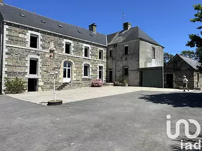 Maison, 260 m²