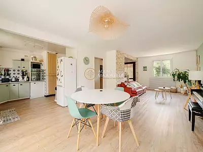 Maison, 145 m²