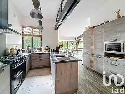Maison, 400 m²