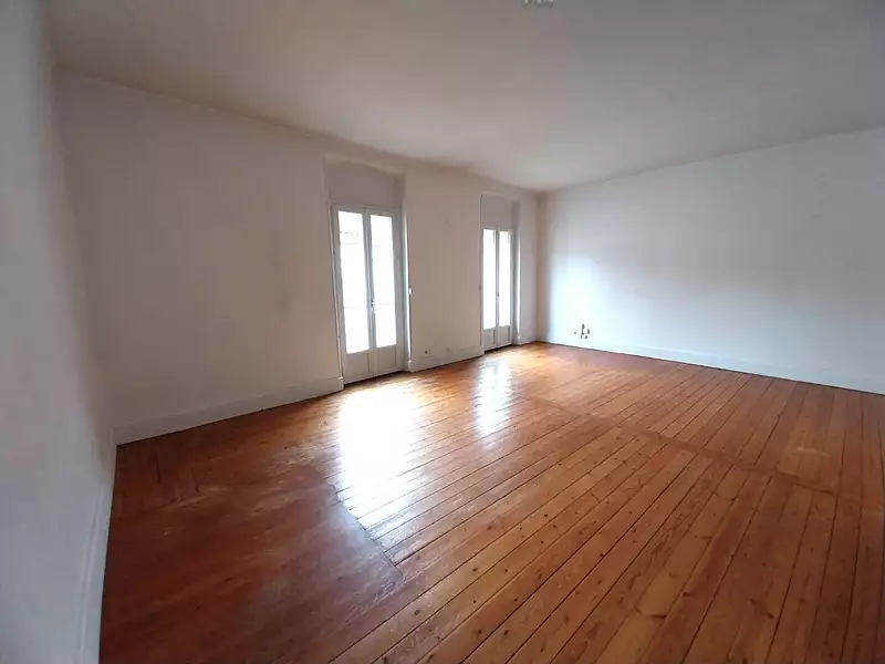 Immeuble, 200 m²
