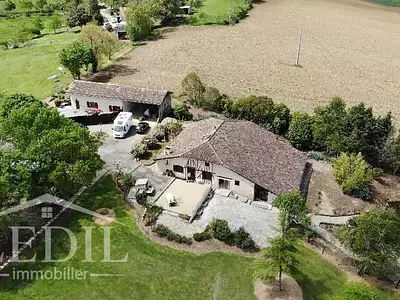 Maison, 260 m²