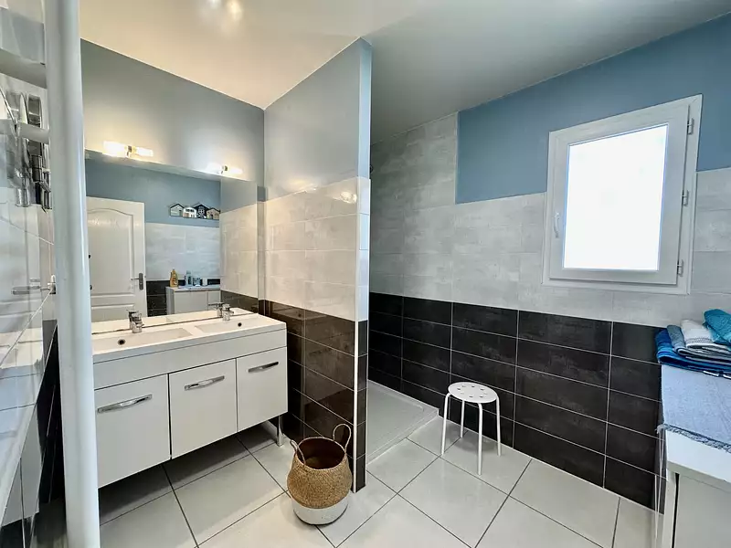 Maison, 131 m²