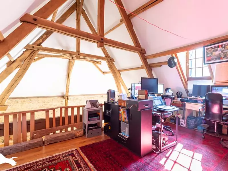 Maison, 196 m²